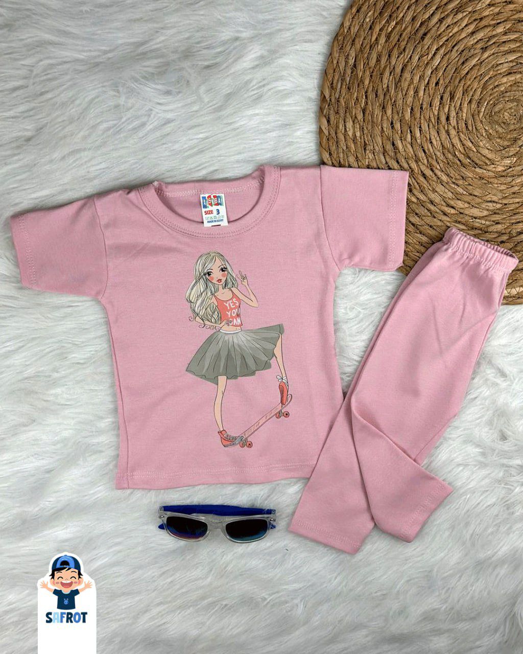 بيجامه بناتي قطن خامه مريحه مكونه من قطعتين رسمة بنت بسكوتر🤩🤩