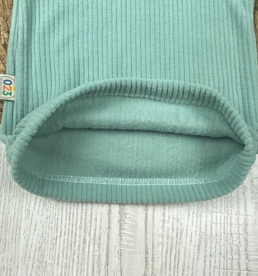 بيجامه قطيفه مسحب مكستر اولادي وبناتي مكونه من قطعتين 🤍🩷