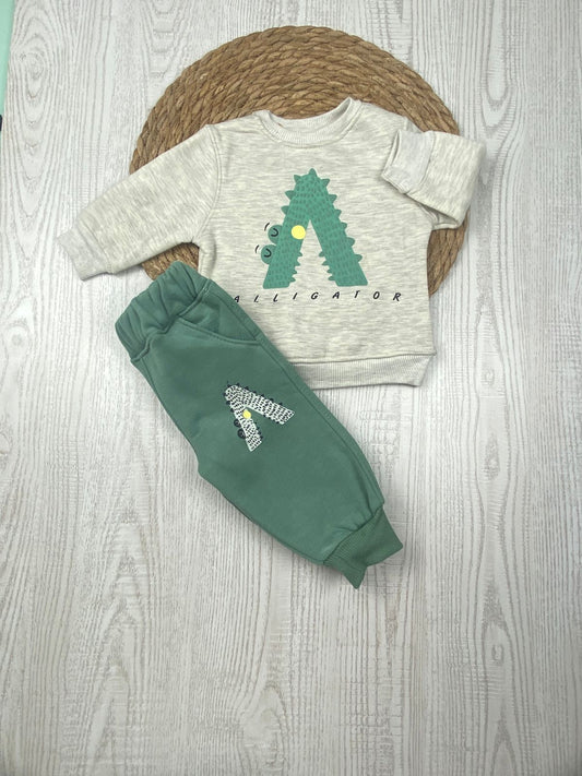 طقم بناتي شتوي خامه ميلتون مكون من قطعتين A❤️🤍