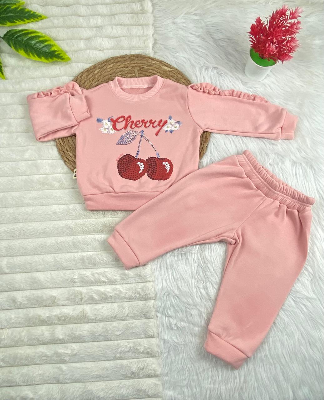 بناتي شتوي خامه ميلتون مكون من قطعتين cherry😍🩷