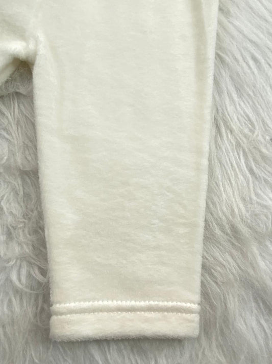 بيجامه قطيفه اولادي و بناتي مكونه من قطعتين خامه مريحه رسمة ارنبه 🤍🩷