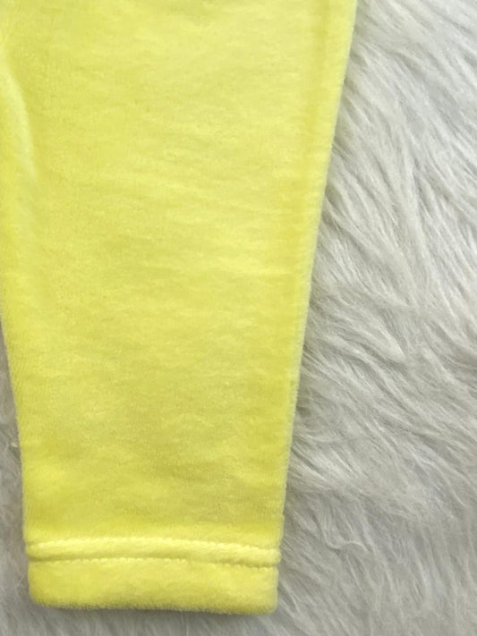 بيجامه قطيفه اولادي و بناتي مكونه من قطعتين خامه مريحه رسمة دب ونجمه 🤍🩷