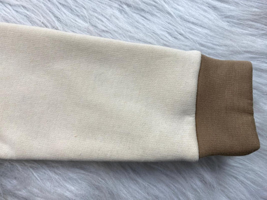 طقم اولادي وبناتي شتوي خامه ميلتون مكون من قطعتين مبطن من الداخل رسمة دبه🤍🤍