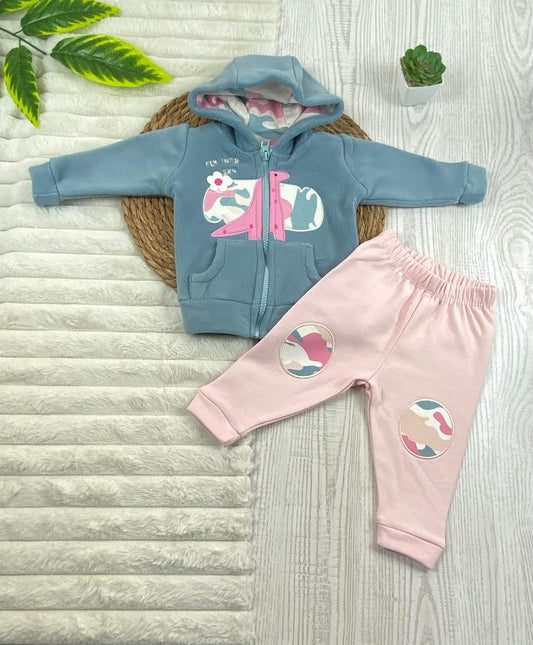 بيجامه قطن خامه تقيل مبطنه من الداخل اولادي خامه فاني باني مكون من قطعتين camo girl🤍🤍