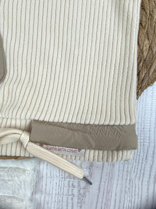 بيجامه قطيفه مسحب بناتي مكونه من قطعتين مبطن من الداخل ماركة شيك كيدز🤎🩷