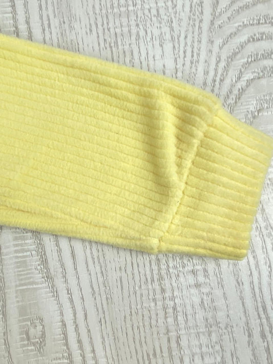 بيجامه قطيفه مسحب بناتي مكونه من قطعتين مبطن من الداخل مزود ب هودي ماركة شيك كيدز🤍🩷