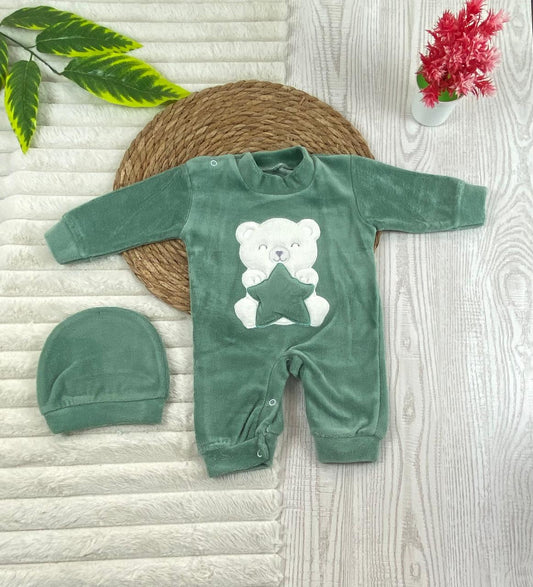 سالوبيت شتوي قطيفه مكون من قطعتين رسمة دب ونجمه 🩷❤️