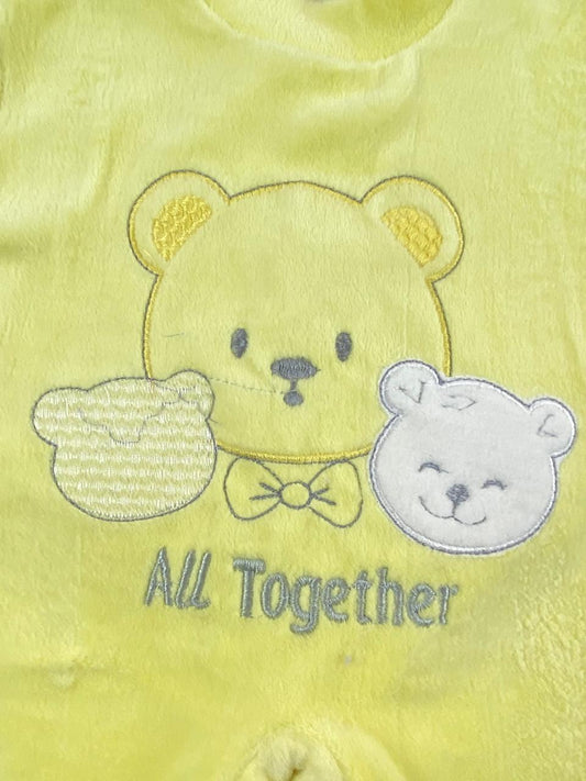 سالوبيت شتوي قطيفه اولادي وبناتي مكون من قطعتين all together 🩷❤️