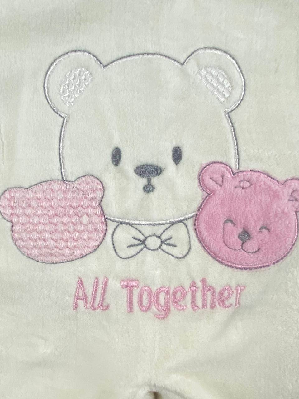 سالوبيت شتوي قطيفه اولادي وبناتي مكون من قطعتين all together 🩷❤️