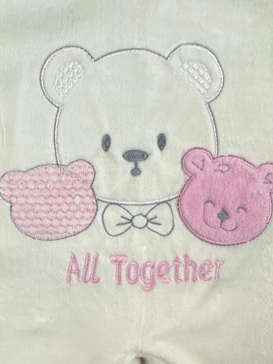 سالوبيت شتوي قطيفه اولادي وبناتي مكون من قطعتين all together 🩷❤️