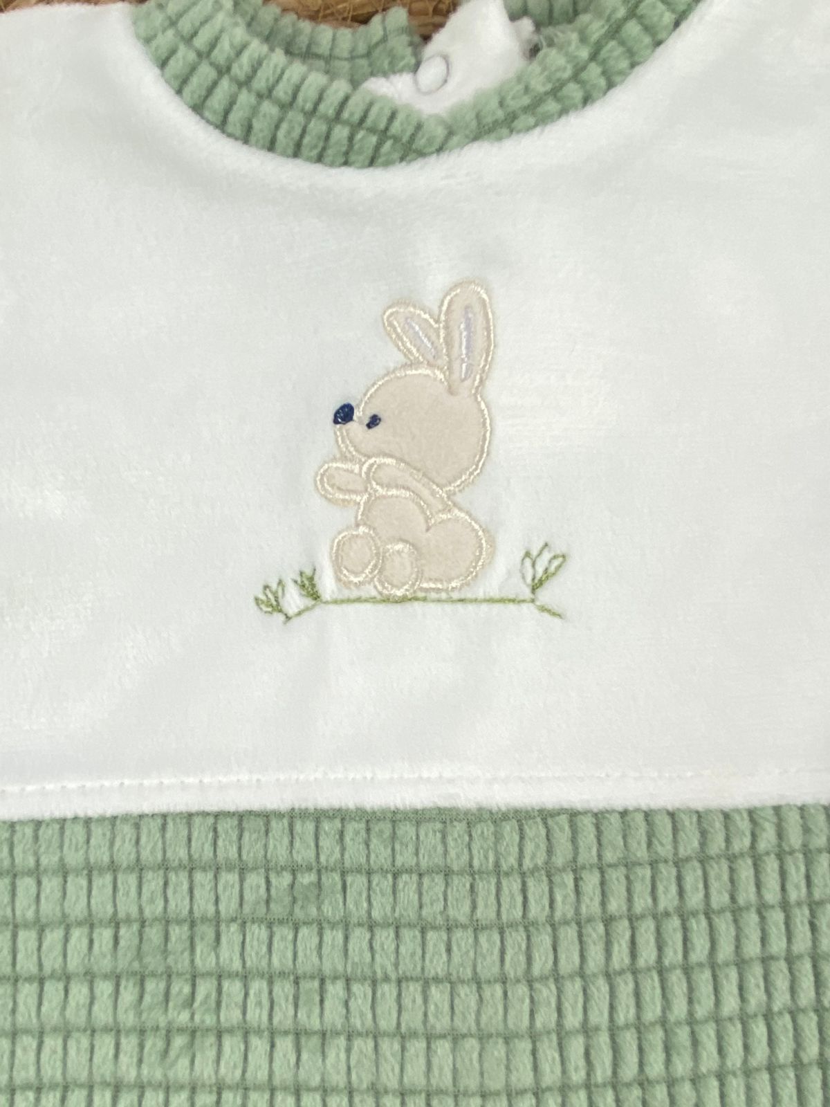 سالوبيت شتوي قطيفه اولادي و بناتي مبطن من الداخل رسمة ارنب🩷❤️