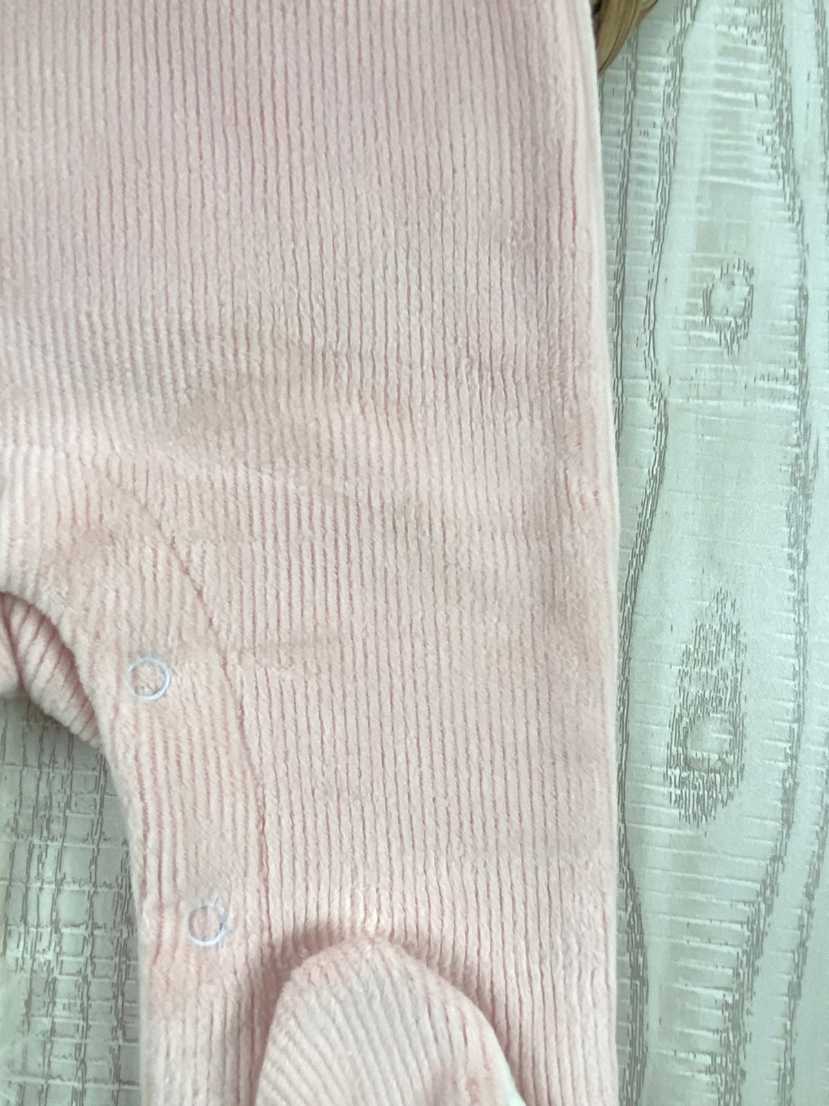 سالوبيت شتوي قطيفه بناتي مبطن من الداخل رسمة ورده🩷❤️