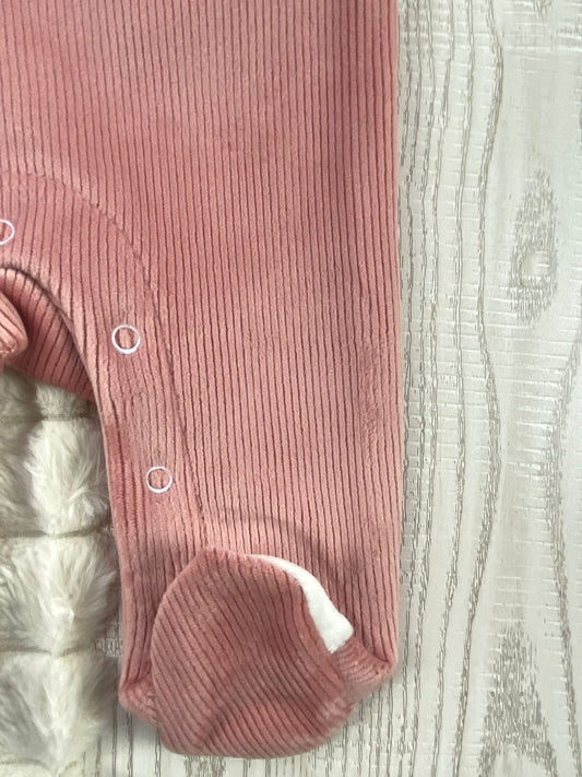 سالوبيت شتوي قطيفه بناتي مبطن من الداخل رسمة ورده🩷❤️