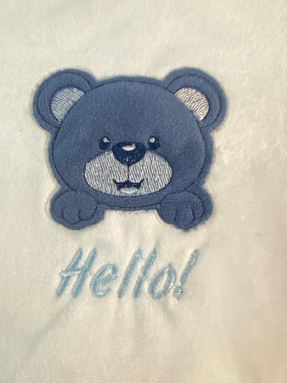 بيجامه اولادي و بناتي شتوي قطيفه مبطنه من الداخل ف مكون من قطعتين دب hello 🤍🩷