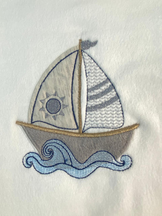 بيجامه اولادي و بناتي شتوي قطيفه مبطنه من الداخل ف مكون من قطعتين رسمة مركب🤍🩷