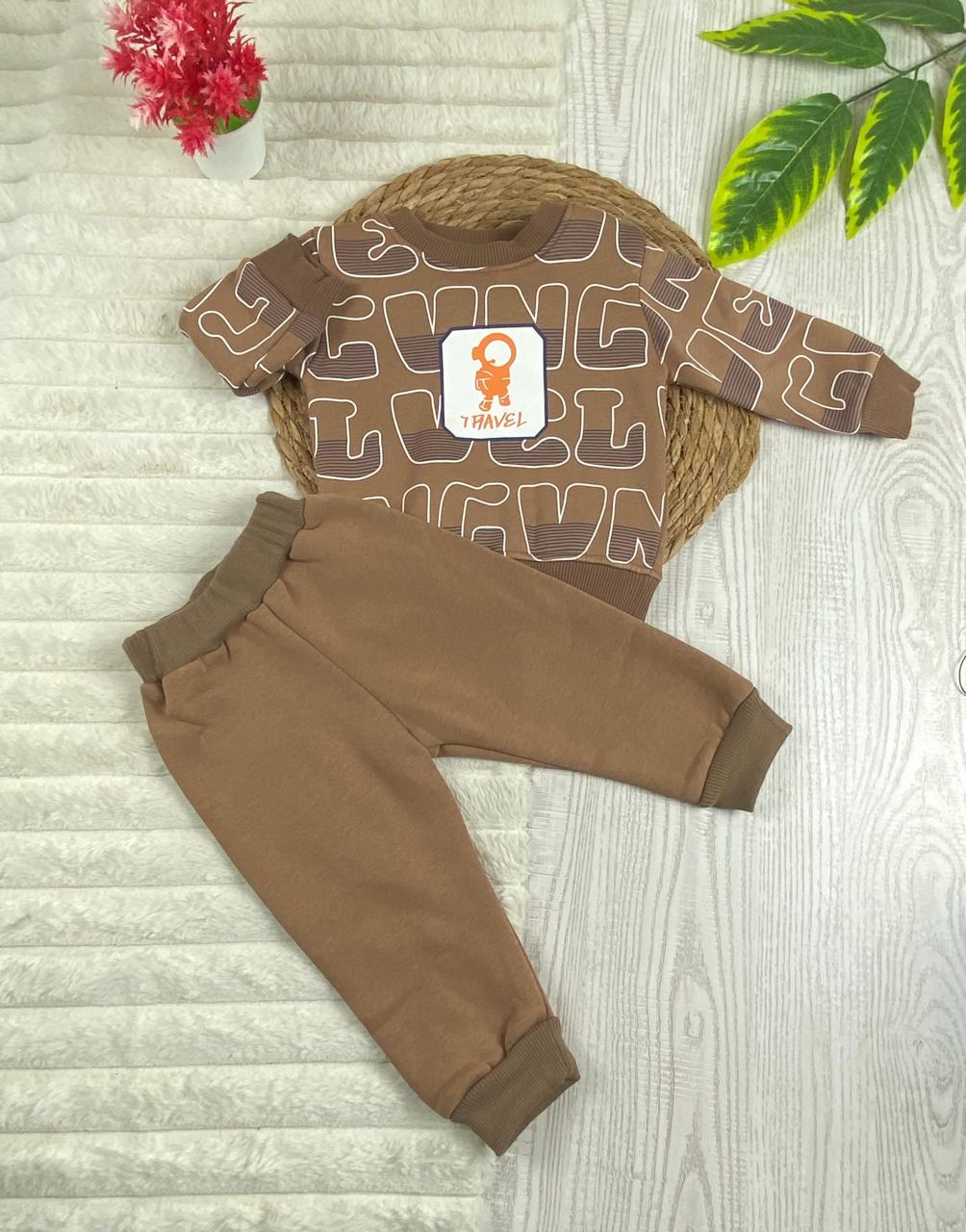 طقم شتوي ميلتون اولادي وبناتي مكون من قطعتين مبطن من الداخل travel🩷🤍