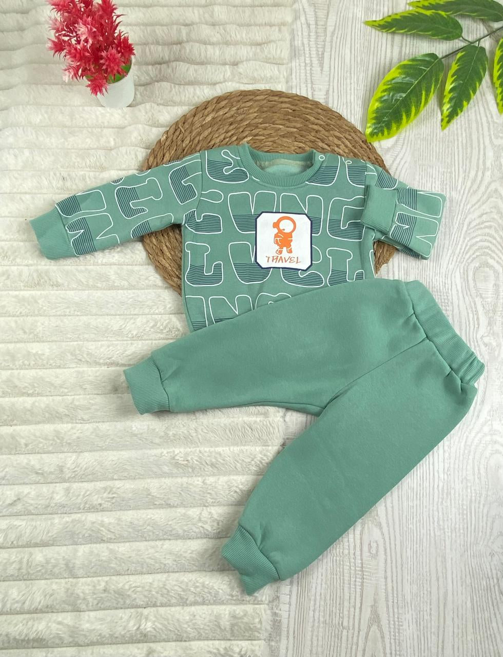 طقم شتوي ميلتون اولادي وبناتي مكون من قطعتين مبطن من الداخل travel🩷🤍