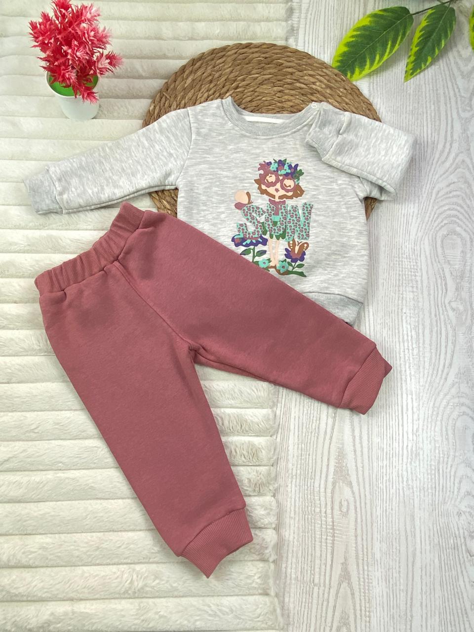 طقم شتوي ميلتون بناتي مكون من قطعتين رسمة بنت بنضاره مبطن من الداخل🩷🤍