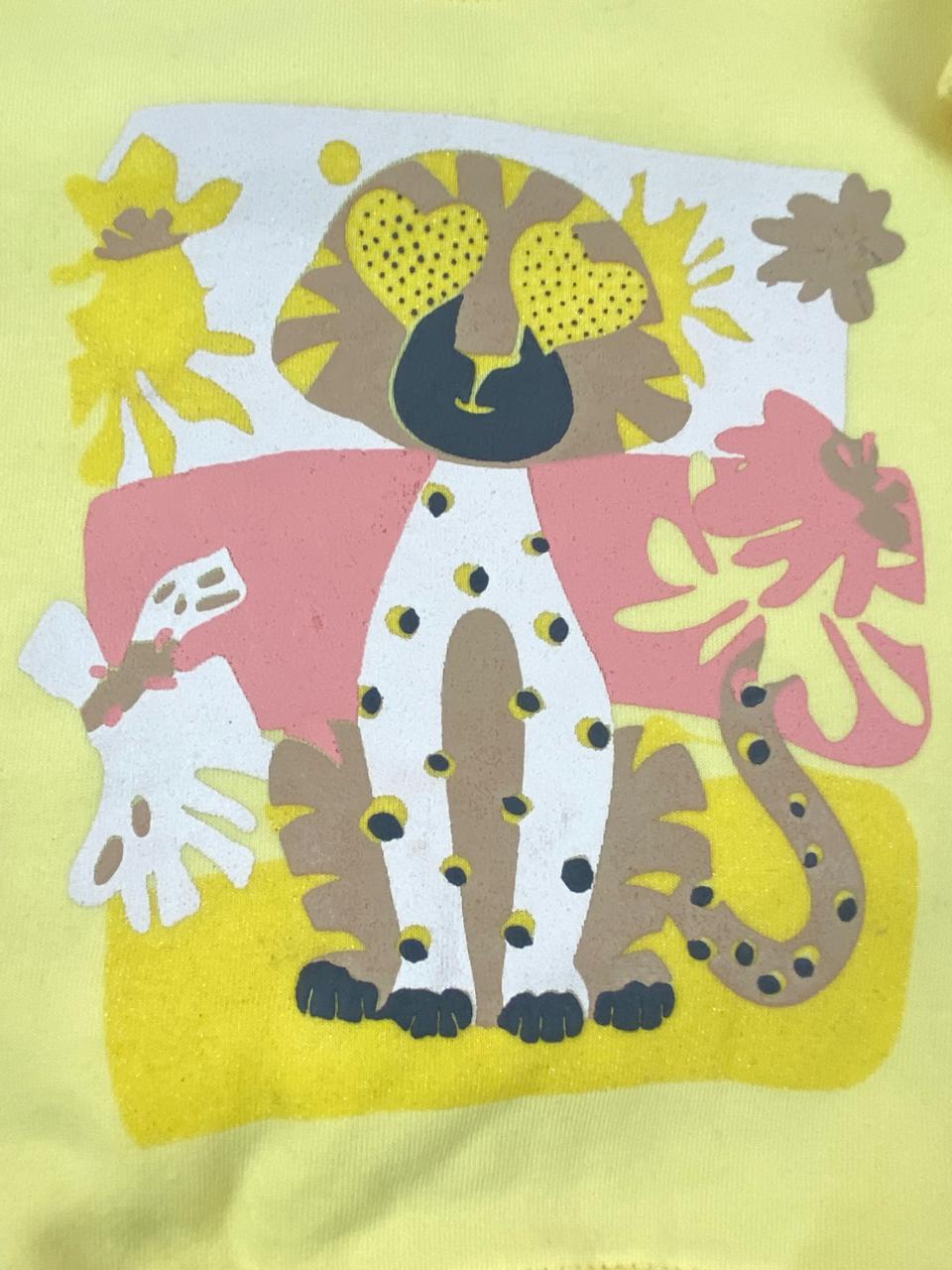 طقم بناتي شتوي خامه ميلتون مكون من قطعتين مبطن من الداخل رسمة قطه❤️🤍