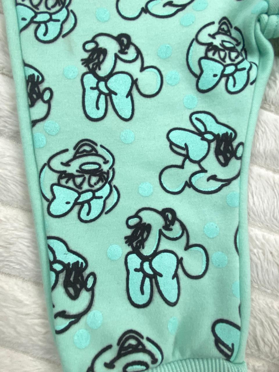 طقم بناتي شتوي خامه ميلتون مكون من قطعتين مبطن من الداخل minnie mouse❤️🤍