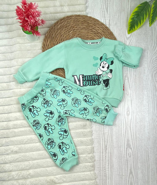 طقم بناتي شتوي خامه ميلتون مكون من قطعتين مبطن من الداخل minnie mouse❤️🤍