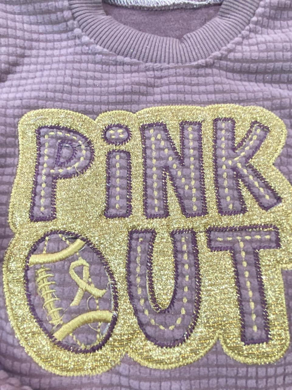 طقم بناتي شتوي خامه قطيفه مكون من قطعتين مبطن من الداخل pink out🤍🤍