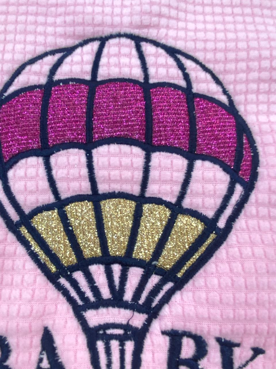 طقم  اولادي وبناتي شتوي خامه قطيفه مكون من قطعتين مبطن من الداخل رسمة المظله🤍🤍