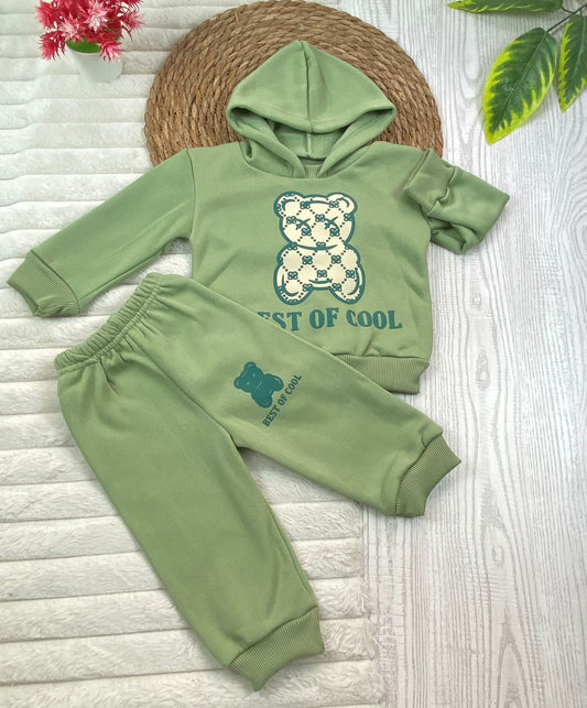 طقم اولادي وبناتي شتوي خامه ميلتون مكون من قطعتين best of cool ❤️🤍