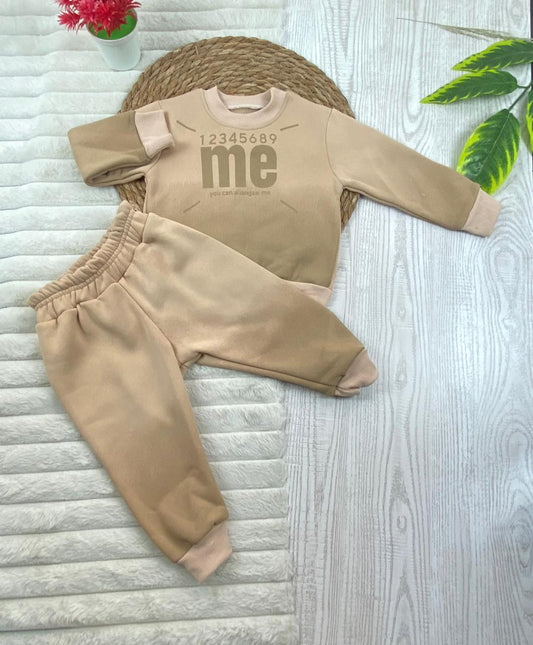 طقم اولادي شتوي خامه ميلتون مبطنه من الداخل مكون من قطعتين ME 🤍🤍