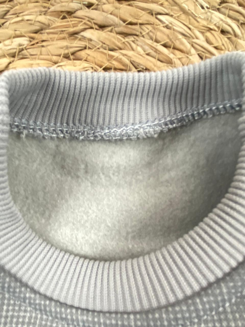 طقم اولادي شتوي خامه ميلتون مبطنه من الداخل مكون من قطعتين STAY STRONG 🤍🤍