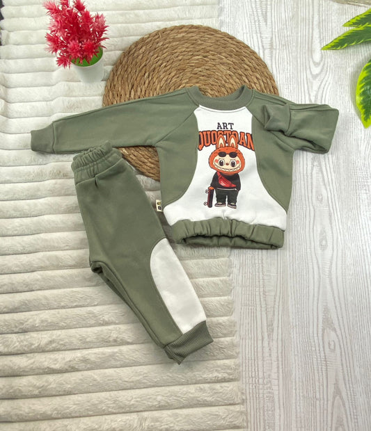 طقم اولادي شتوي خامه ميلتون مبطنه من الداخل مكون من قطعتين رسمة لبوبو  🤍🤍