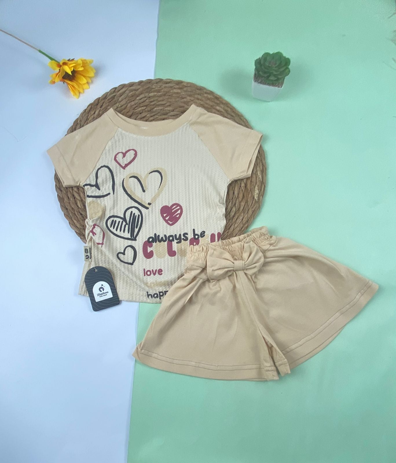 بيجامه صيفي بناتي قطن100 %  مكون من قطعتين color happy🤍😍