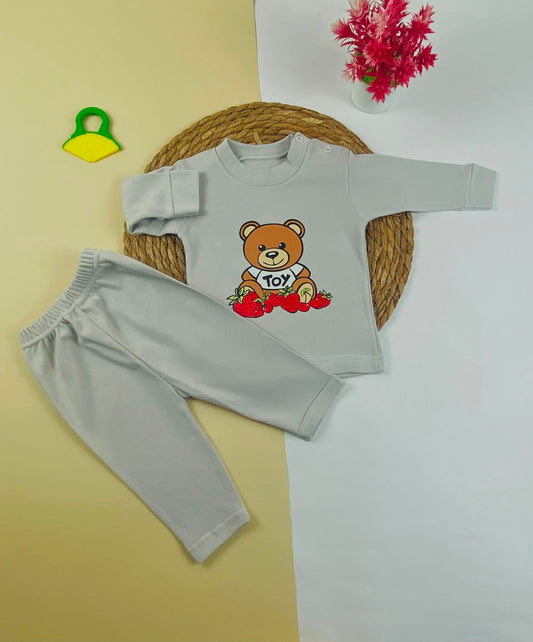 بيجامه خريفي  اولادي وبناتي مكون من قطعتين toy 💕💕