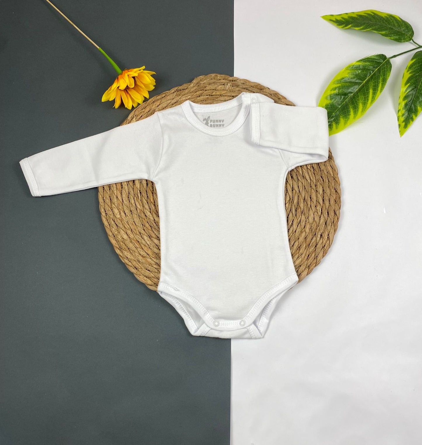 سالوبيت داخلي بكم ابيض اولادي وبناتي قطن 100% ماركة فاني باني 😍😍