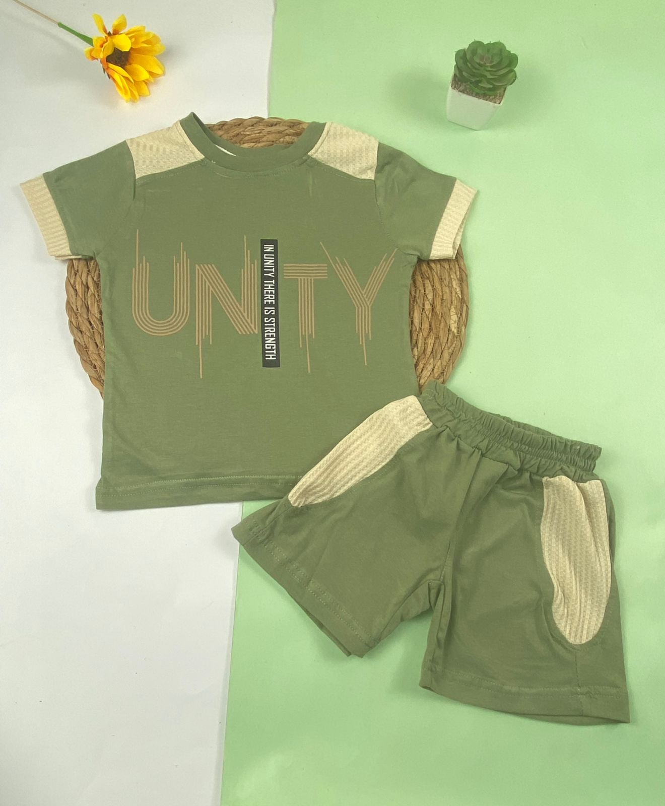 بيجامه صيفي اولادي قطن100 %  مكون من قطعتين unity🤍😍