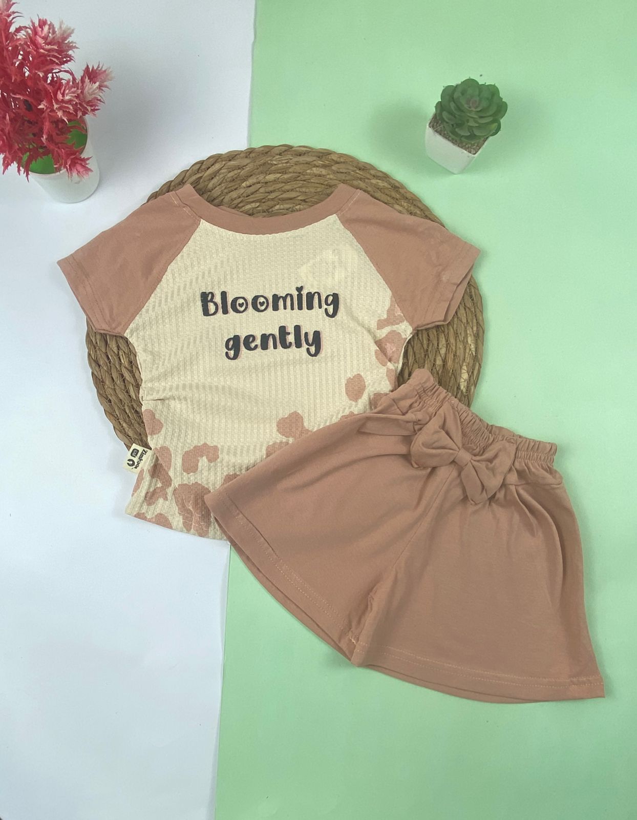 بيجامه صيفي  بناتي قطن100 %  مكون من قطعتين belong🤍😍