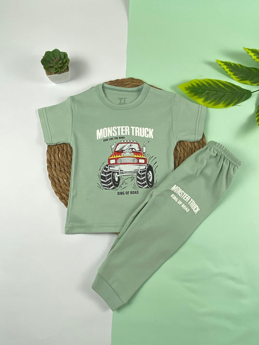 بيجامه اولادي  قطن 100% مكون من قطعتين king of road 🤍😍