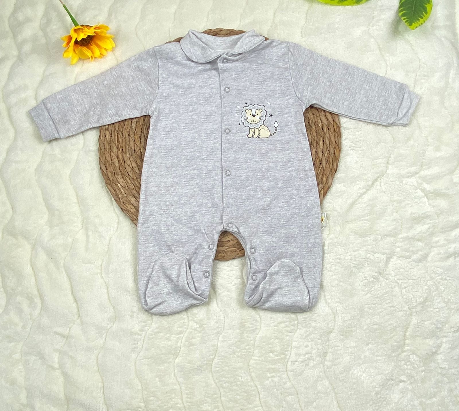 سالوبيت خريفي قطن 100% اولادي رسمة اسد ماركة صن بيبي😍❤️