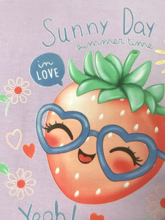 بيجامه بناتي قطن 100% مكون من قطعتين رسمة فراوله🤍😍