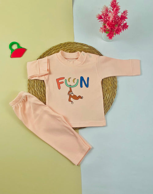 بيجامه خريفي  اولادي وبناتي مكون من قطعتين fun  💕💕