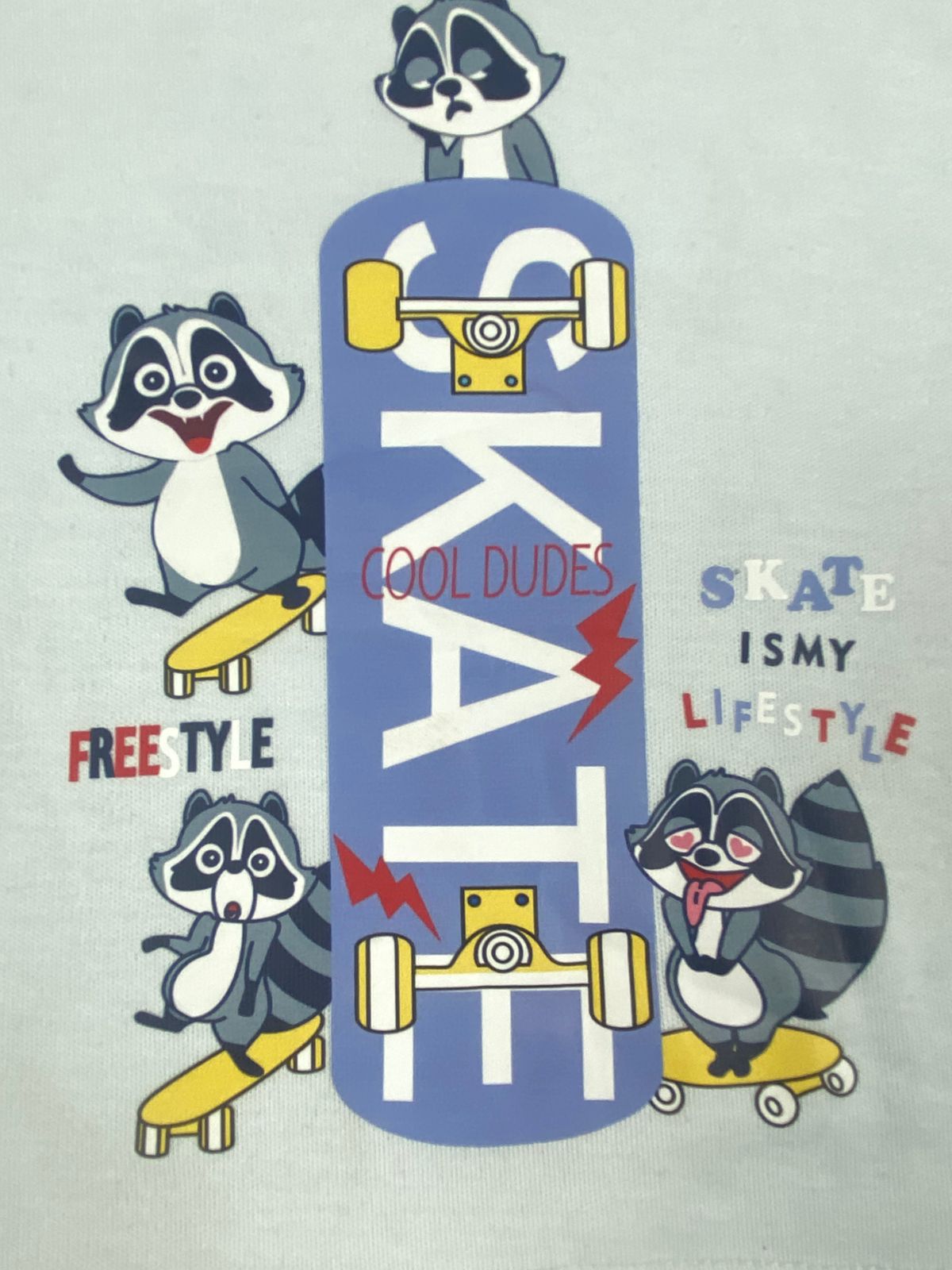 بيجامه صيفي اولادي قطن مكون من قطعتين  skate 🤍😍