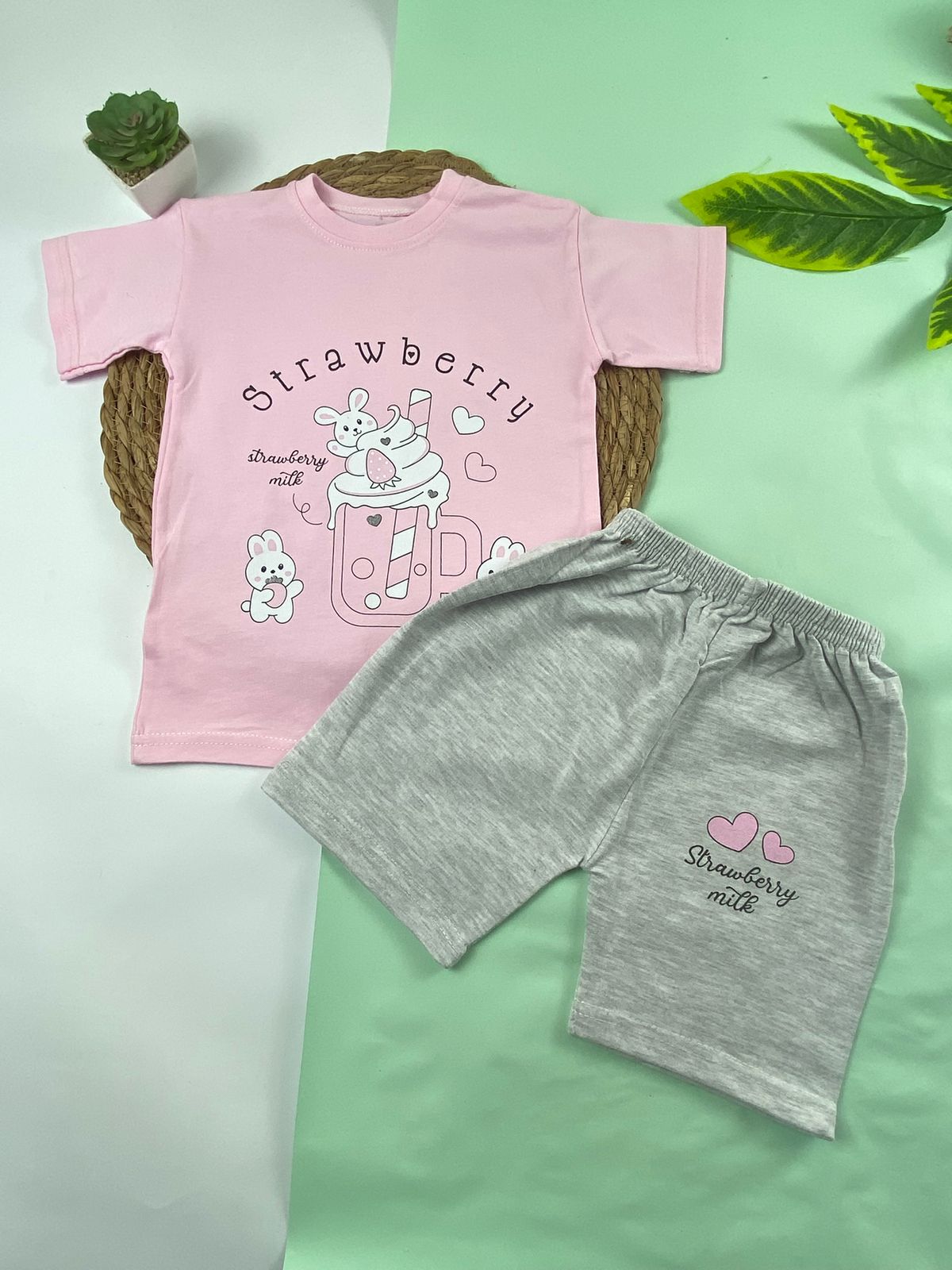بيجامه بناتي قطن 100% مكون من قطعتين strawberry🩷😍