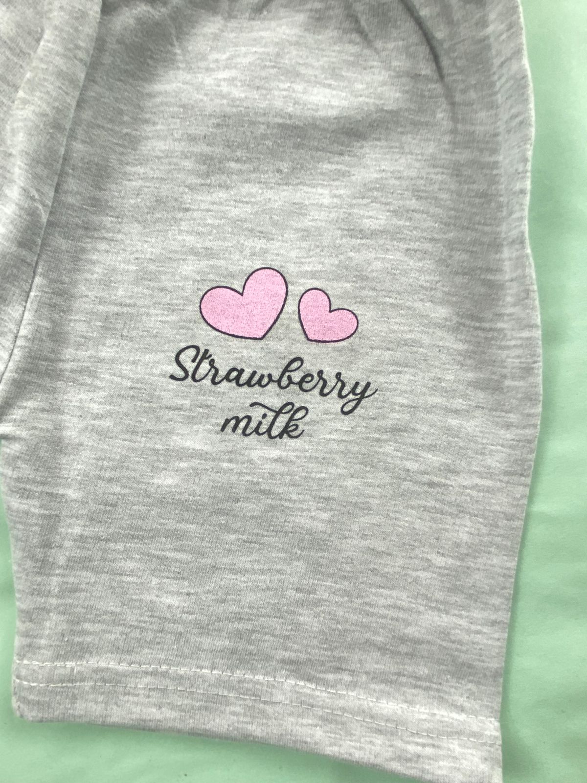 بيجامه بناتي قطن 100% مكون من قطعتين strawberry🩷😍