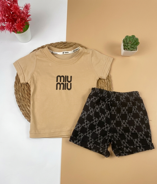 بيجامه صيفي  اولادي قطن100 %  مكون من قطعتين miu miu🤍😍