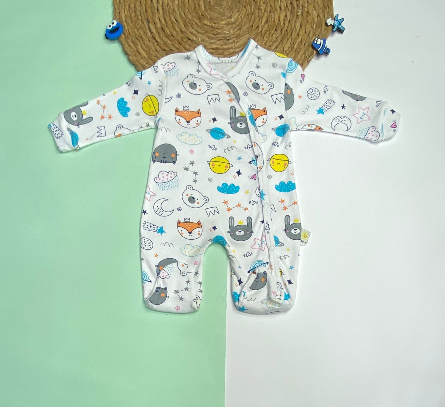 سالوبيت خريفي قطن 100% اولادي وبناتي كباسين جنابيه وبرجل مقفوله 😍❤️ 0-3 شهور