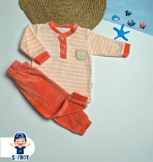 بيجامه شتوي اولادي وبناتي قطيفه مكونه من قطعتين رسمة الدب ❤️❤️