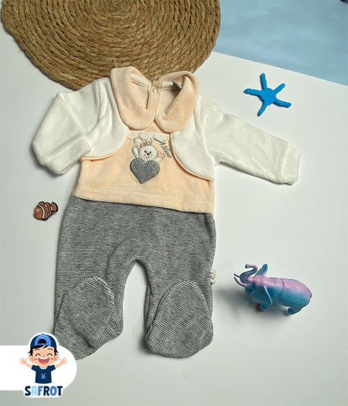 سالوبيت بناتي شتوي قطيفه خامه تقيله 🩷🩷 رسمة ارنب