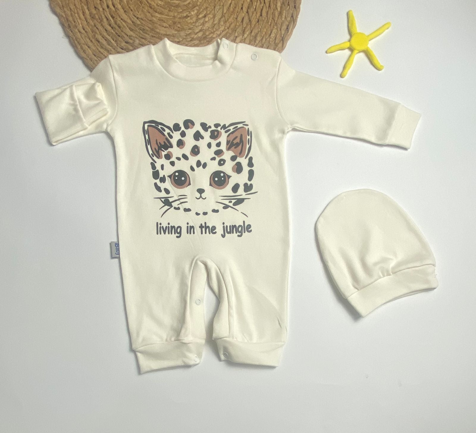 سالوبيت اولادي وبناتي قطن 100% خريفي مكون من قطعتين رسمة قطه❤️🤍