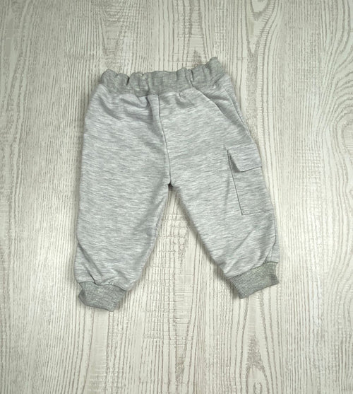 بيجامه خريفي قطن اولادي مكونه من قطعتين رسمة كسلان 🖤🩶