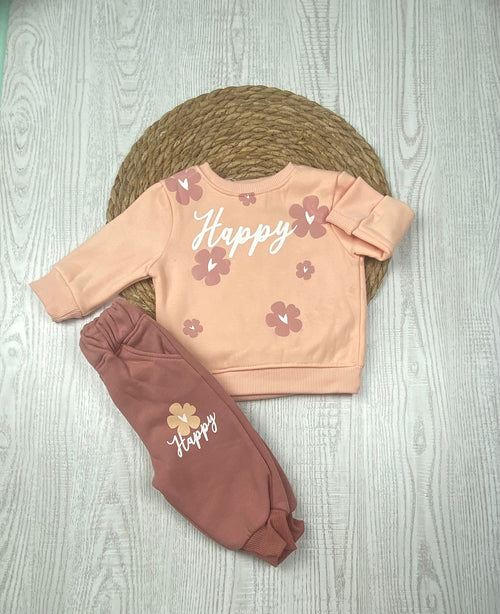 طقم بناتي شتوي خامه ميلتون مكون من قطعتين happy❤️🤍